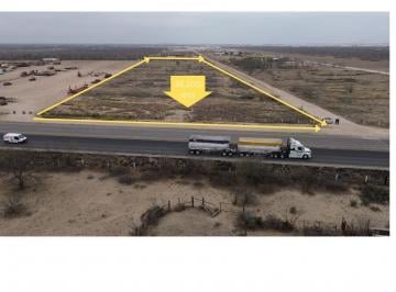 Terreno / Lote · 35100m² · Terreno en Venta a 200 m del Aeropuerto