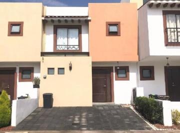 Casa · 94m² · 3 Recámaras · 2 Estacionamientos · Casa en Renta en Fraccionamiento La Toscana, Lerma