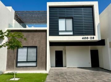 Casa de 3 habitaciones, Saltillo · Casa en Renta Rincón Campestre | Roof Top Privado + Recámara en Planta Baja