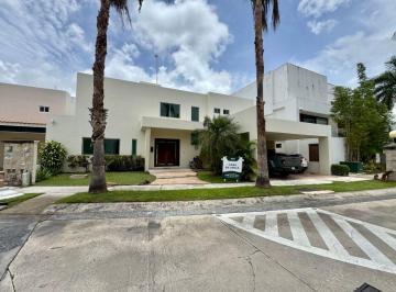 Casa de 4 habitaciones, Benito Juárez · Casa en Venta en Cancún Villamagna