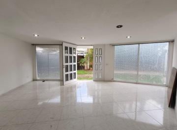 Casa de 3 habitaciones, San Pedro Cholula · Casa en Renta en La Carcaña