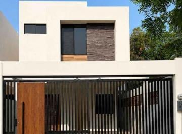 Casa de 3 habitaciones, Tampico · Casa en Venta en Colonia del Bosque
