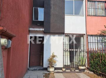 Casa en condominio · 2 Recámaras · 2 Estacionamientos · Casa en Renta en San Pedro Totoltepec - (4)