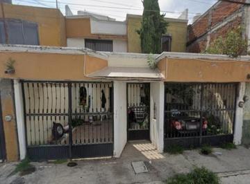 Casa de 3 habitaciones, Morelia · Venta de Casa en Jardines de Guadalupe, Morelia Michoacan