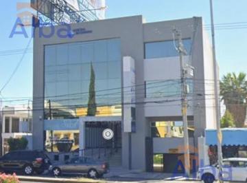 Oficina · 160m² · 2 Recámaras · 2 Estacionamientos · Oficina en Renta en Colosio
