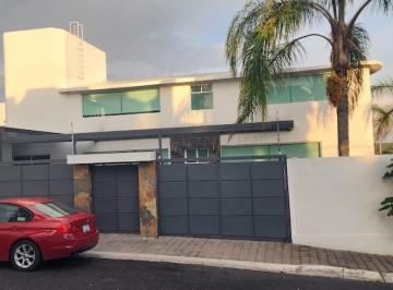 Casa de 4 habitaciones, Querétaro · Hermosa Casa Frente Al Parque