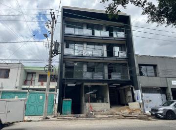 Oficina , León · Renta de Edificio Para Oficinas Corporativas Nuevo en La Martinica León Gto