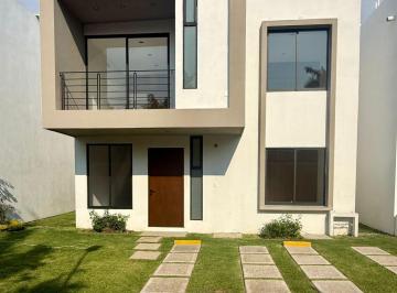 Casa · 150m² · 4 Recámaras · 2 Estacionamientos · Venta de Casa Nueva en Jiutepec