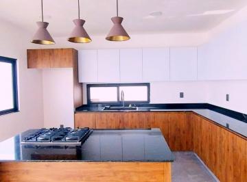 Casa · 167m² · 3 Recámaras · 2 Estacionamientos · Residencia en Venta, Residencial Tehuicil