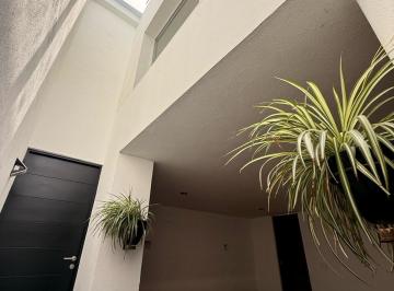 Casa · 280m² · 3 Recámaras · Casa - Lomas