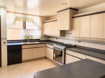 e1051a077d0758949eaeda0c55682590c1a09cad8a34856167b01e5ca93dd466 · Casa en Venta León Moderno Acabados de Lujo