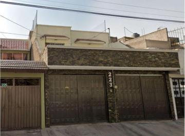 Casa de 3 habitaciones, Nezahualcóyotl · Casa en Venta Col Valle de Aragón 1era Sección Nezahualcóyotl Edomex