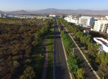 Terreno / Lote , El Marqués · Terreno a Unos m de La Universidad Anahuac