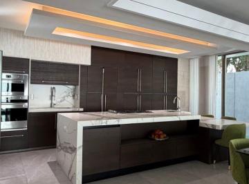 Casa de 3 habitaciones, Zapopan · Casa en Renta en Puerta de Hierro, Zapopan