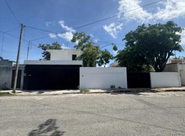 1 · Casa en Renta en Montes de Amé, Mérida