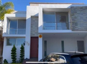 Casa de 3 habitaciones, San Luis Potosí · Hermosa Casa Amueblada en Pedregal 1