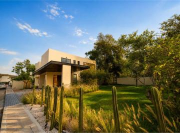Casa de 4 habitaciones, Querétaro · Exclusiva Residencia Para Estrenar en La Rica Ecológico Juriquilla