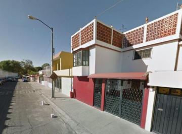 Casa de 3 habitaciones, Azcapotzalco · "Venta de Casa en Azcapotzalco Prados El Rosario, "Adjudicada" Cerca del Town Center