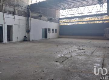 Bodega comercial · 1311m² · 8 Recámaras · Bodega con Oficinas en Venta en El Centro Histórico de Oaxaca.