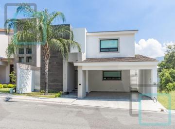 Casa · 350m² · 3 Recámaras · Casa en Renta Sierra Alta Zona Carretera Nacional Monterrey