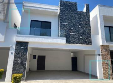 Casa · 250m² · 3 Recámaras · 2 Estacionamientos · Casa en Venta Colonia El Barro Zona Carretera Nacional Monterrey