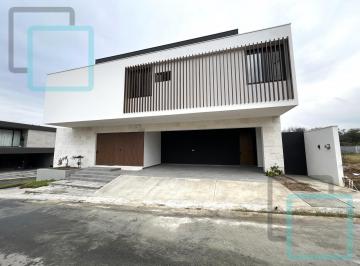 Casa · 465m² · 4 Recámaras · Casa en Venta Bosques de Las Misiones Zona Carretera Nacional Santiago