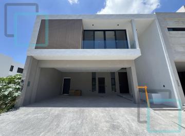 Casa · 315m² · 3 Recámaras · 2 Estacionamientos · Casa en Venta Amorada Residencial Zona Carretera Nacional Santiago