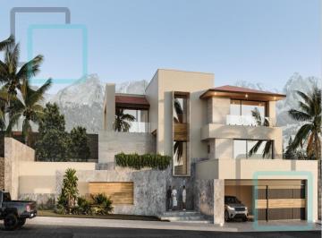 Casa · 701m² · 5 Recámaras · 3 Estacionamientos · Casa en Venta Sierra Alta Zona Carretera Nacional Monterrey