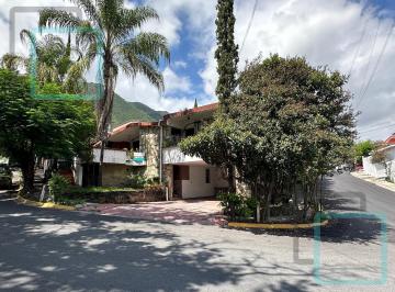 Casa · 341m² · 3 Recámaras · 2 Estacionamientos · Casa en Venta Ciudad Sátelite Zona Monterrey Sur