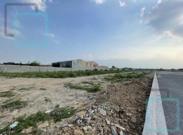 Terreno / Lote · 2055m² · Terreno Industrial en Venta en Luis Donaldo Colosio Zona Santa Catarina