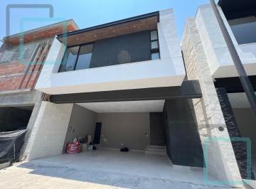 Casa · 276m² · 3 Recámaras · 2 Estacionamientos · Casa en Venta Brisas del Vergel Zona Carretera Nacional Monterrey