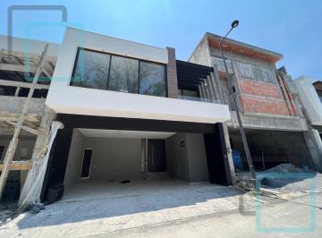 Casa · 285m² · 3 Recámaras · 2 Estacionamientos · Casa en Venta Brisas del Vergel Zona Carretera Nacional Monterrey