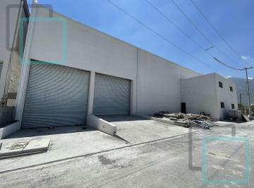 Bodega comercial · 1014m² · 6 Estacionamientos · Bodega Industrial en Renta Av Las Torres Zona Santa Catarina