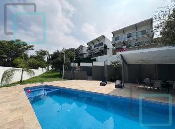 Casa · 336m² · 3 Recámaras · 2 Estacionamientos · Casa en Venta Sierra Alta Zona Carretera Nacional Monterrey