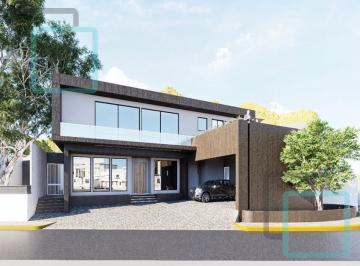 Casa · 680m² · 4 Recámaras · Casa en Venta La Herradura Zona Carretera Nacional Monterrey