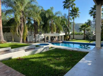 Villa · 1456m² · 3 Recámaras · Quinta en Venta en El Barrial, Monterrey Nl