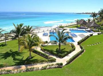 Casa · 300m² · 3 Recámaras · 4 Estacionamientos · Casa en Renta en Villas Nizuc