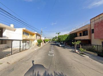Casa de 4 habitaciones, Guadalajara · Casa en Venta, Puerto Yavaros, Monumental, Gdl. ¡Remate Bancario!