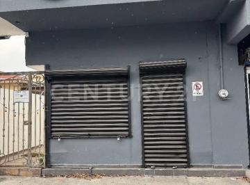 Local comercial · 30m² · 1 Estacionamiento · Local en Renta en Colonia Roma, Monterrey, N. L.