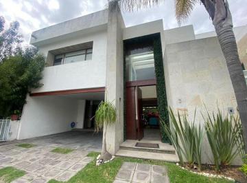 Casa de 3 habitaciones, San Andrés Cholula · Casa en Renta Cluste 222
