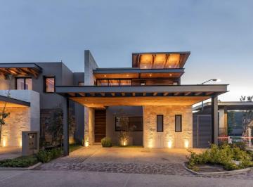 Casa en condominio de 3 habitaciones, Querétaro · Casa en Venta Altozano Queretaro - Casa Cielo