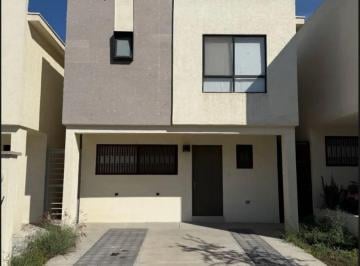 Casa de 3 habitaciones, García · Casa en Venta en Dominio Cumbres - Amueblada y Equipada