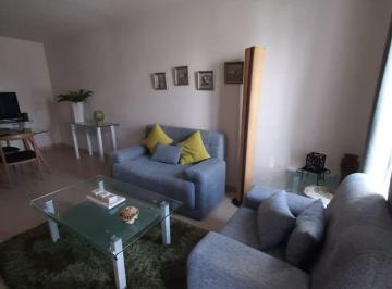 Casa de 3 habitaciones, León · Casa Amueblada en Renta en Bosques del Dorado | Alberca, Gimnasio y Seguridad