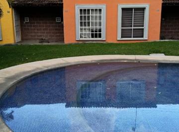 Casa en condominio de 1 habitación, Emiliano Zapata · Preciosa Casa Frente a Alberca
