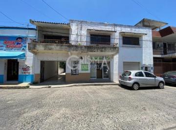 Edificio · 410m² · 6 Recámaras · 2 Estacionamientos · Venta Casa Col. Centro Zona Comercial