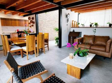 Casa en condominio de 4 habitaciones, Querétaro · Residencia Elegante y Contemporánea en Lomas de Juriquilla