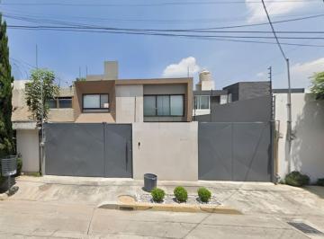 Casa de 3 habitaciones, Naucalpan de Juárez · Venta de Casa en Colon Echegaray, Naucalpan