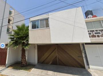 Casa de 4 habitaciones, Puebla · Casa en Venta, Prados Agua Azul, Puebla