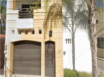 Casa de 4 habitaciones, Aguascalientes · Venta de Casa en Aguascalientes, Arellano 111, Col: Barrio de Guadalupe, Aguascalientes.