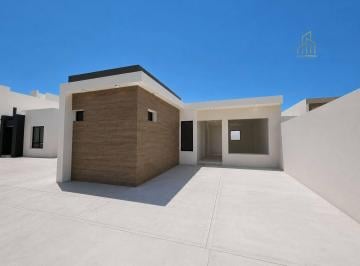 Casa · 100m² · 2 Recámaras · 2 Estacionamientos · Venta de Casa en Fraccionamiento Lomas de La Rioja